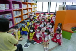 幼兒園10月活動照片:參觀杜萬全圖書館